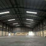 Cho thuê kho xưởng mặt tiền quốc lộ 1a, dt: 3.000m2, giá: 120 triệu, la