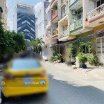 Nguyễn Hữu Cảnh - Bình Thạnh - 61 M 2 - Hẻm Xe Hơi Tránh.