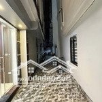 Cho thuê nhà riêng 5 tầng 35m2 tại cổ linh long biên. giá 10 triệu/tháng. liên hệ: 0946204597