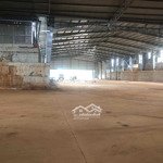 Cho thuê kho 3500m2 + sân bãi hơn 1000m2 ngay ql26 krông pắc - đắk lắk