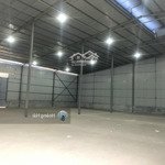 Cho thuê kho xưởng chính chủ tại vạn phúc, quang trung hà đông dt: 300, 650 m2 liên hệ: 0915352111