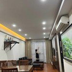 Cho thuê căn hộ n04a ngoại giao đoàn 95m2, 2 phòng ngủ giá 12 triệu/th liên hệ: 0982388936