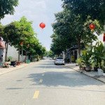 Chính Chủ Cần Tiền Bán Gấp Đất Mặt Tiền Khu The Mall City Dĩ An Bình Dương, Giá 850 Triệu/100M2, Shr