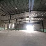 Cho thuê xưởng 1300m2.có pccc.văn phòng 1 trệt 1 lầu .khánh bình ,tu