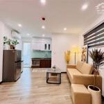 Bán nhà Đường Mạc Thái Tổ- Cầu Giấy 57 m2, 4 tầng, ô tô tránh, ở sướng.