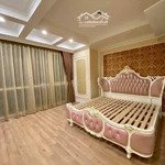 Chính chủ bán căn hộ chung cư hcmcc 379 đội cấn, 180m2, 3pn giá 7,5 tỷ. liên hệ: 0068225150