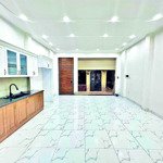 Bán nhà ngõ 376 đường bưởi. 50m2/6t _ phân lô, thang máy, 50m ô tô tránh. 8.5 tỷ