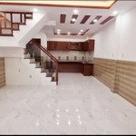 Cho thuê nhà hẻm 43b7 sát chợ mới vcn