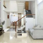 Nhà 2tầng mới đẹp, 2 phòng ngủ full nội thất, khu biển mỹ khuê