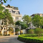 Bán biệt thự triệu đô siêu vip, 620m2, 4 tầng, mặt tiền 50m, lô góc. đẳng cấp nhất quận tây hồ