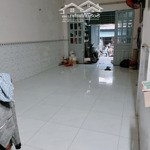 Chính chủ bán gấp nhà 2 tầng,80m²,giá 3 tỷ 250,đ.lê hồng phong, p10,q.10 shr