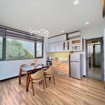 Penth house 1pn view bờ kè cực xịn mặt tiền trường sa, phú nhuận