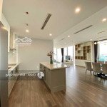 Bán gấp căn hộ chung cư tân hoàng minh - 36 hoàng cầu, 130m2, 3 phòng ngủ căn góc, hướng mát