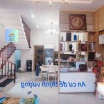 Chỉ 1 căn! nhàmặt tiềnsiêu đẹp gần điện biên phủ. 150m2. 2 tầng(3pn).