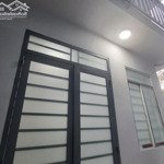 Chính chủ bán nhà riêng 40m2, 1 lầu 2 phòng ngủwc. giá: 620 triệu