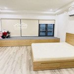 Căn hộ studio tách bếp full nội thất máy giặt riêng quận 6