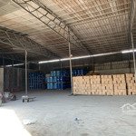 Cho thuê xưởng nguyễn văn linh, diện tích: 800m2,giá: 80 triệu/tháng,bình chánh