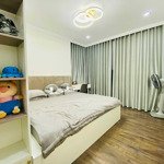 Chính chủ bán căn 3pndiện tích97m2 chung cư golden palm, giá bán 4.5 tỷ bao phí, liên hệ: 0965551255