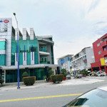 Bán shophouse ngay trung tâm thương mại becamex thành phố mới bình dương 348m2 giá bán 7,9 tỷ