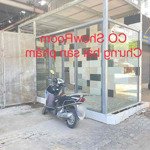 Kho mặt tiền đường xe container giá rẻ