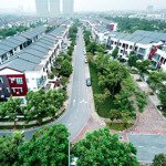 Bán liền kề gamuda hướng nam 120m2, nội thất cao cấp có thang máy. lh xem nhà 0963322832