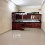 Cho thuê văn phòngkhu đô thịđại thanh thanh trì 5 tầng x50m2 ô tô đỗ cửa