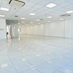 Cho thuê văn phòng (office) 137m2mặt tiềnđường nguyễn hữu cảnh, phường 22, bình thạnh giá 70 triệu/tháng