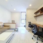 Văn phòng cho thuê 36m2 tại orchard garden 128 hồng hà, giá bán 9,5 triệu/tháng