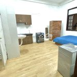 Cần cho thuê căn hộ sạch đẹp full nội thất đường trần cao vân