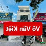 Nhà mặt tiền đường võ văn kiệt- phường an hòa