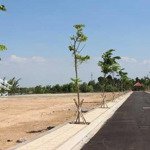 Tôi chính chủ cần bán gấp lô đất 120m2, full thổ cư, mặt tiền đường nhựa, gần ngã tư chợ