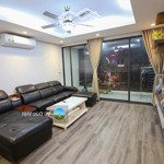 Cần bán căn hộ chung cư 671 hoàng hoa thám, 92m2, 2 phòng ngủ căn góc, chỉ 4 tỷ. liên hệ: 0916292001