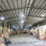 Cho thuê kho xưởng 1300m2 đường hồ ngọc lãm, quận 8