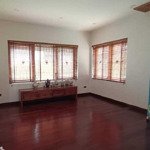 Bán biệt thự sân vườn lô góc, có nhà trên sổ, đẹp, pháp vân, hoàng mai, 320m2, 4 tầng, giá bán 46 tỷ