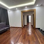 Biet thự kdc him lam diện tích 200m2 chỉ 65 triệu/tháng