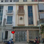 Bán shophouse mặt đường sa đôi, gần louis city, diện tích 90m2, 3.5 tầng. lh 0917.559.138