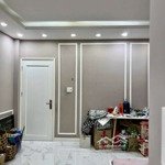 Mặt bằng kinh doanh 320m2,mặt tiềnđường cộng hòa 1 trệt 3 lầu