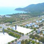 Chính chủ bán nền golden bay bãi dài cam ranh khu d17 hướng đông nam ngay quảng trường