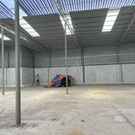 Kho, xưởng sx 900m2 giá 60 triệu/th, đ xe công 40f kcn tân bình