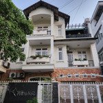 Cho thuê villa mt nguyễn hoàng, p an phú, q2, ngang 10m giá chỉ 45 tr/tháng