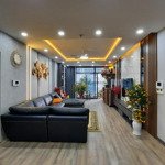 Bán căn hộ 185m2 full nội thất cao cấp, 3 phòng ngủ sang trọng tại kinh đô building, 93 lò đúc