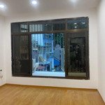 Bán nhà lý nam đế tt 40m2 1n 1 k view mặt phố, ở sướng, lõi trung tâm, sổ đỏ chính chủ chỉ 1.95 tỷ