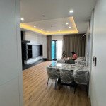 Bán gấp căn 3 phòng ngủrộng 130m gold tower tầng đẹp view thoáng full nội thất mới giá bán 7,5 tỷ thương lượng