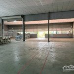 Cho thuê kho xưởng mỹ phú, thủ thừa, dt: 3.800m2, giá: 80tr/th, long an