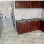 Bán nhà 1 triệuet 3 lầu 6 phòng ngủ4tolet giảm còn 1ty5 bán lỗ 40%