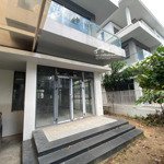 Bán nhanh căn villa song lập 200m2 giá bán 17 tỷ, sổ hồng riêng. đường giáng hương siêu đẹp 0939968879