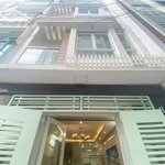 Nhà đẹphẽm xe hơinguyễn tri phương, q10. giá bán 2tỷ950,diện tích49,56m2