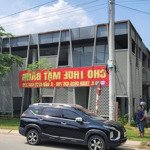 Cho thuê mặt bằng hơn 1000m2 đường đỗ xuân hợp, quận 9, đối diện da global city. giá bán 150 triệu