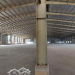 Cho thuê kho chứa hàng 2000m2 đường nguyễn tất thành quận 4