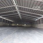 Cho thuê xưởng 3100m2 .pccc tự động.đường xe công,tân uyên ,bình dương